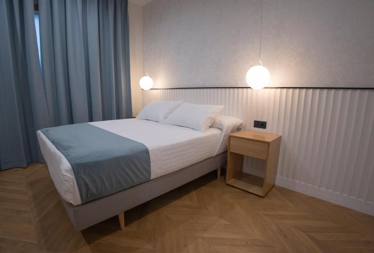 Oikos Apartamentos Turisticos โมเนสเตริโอ ภายนอก รูปภาพ