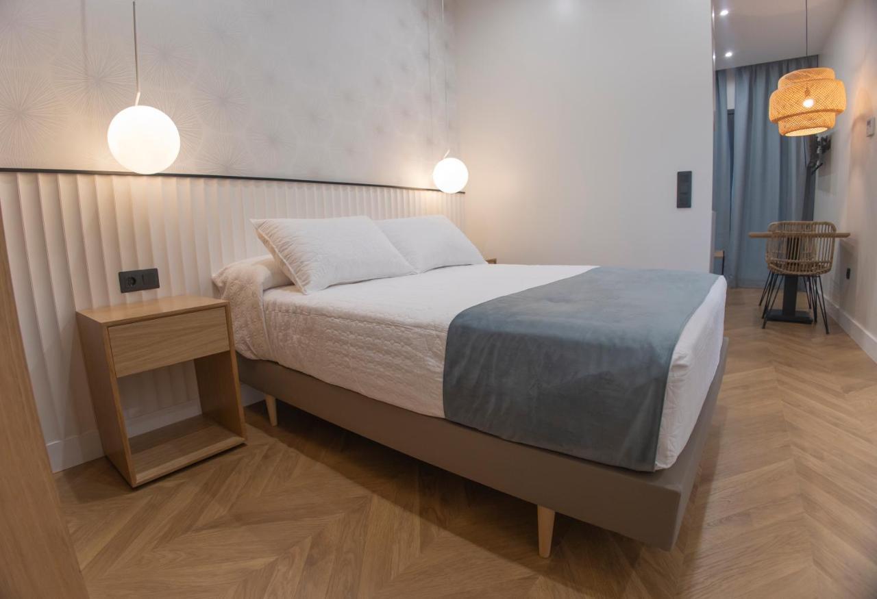 Oikos Apartamentos Turisticos โมเนสเตริโอ ภายนอก รูปภาพ